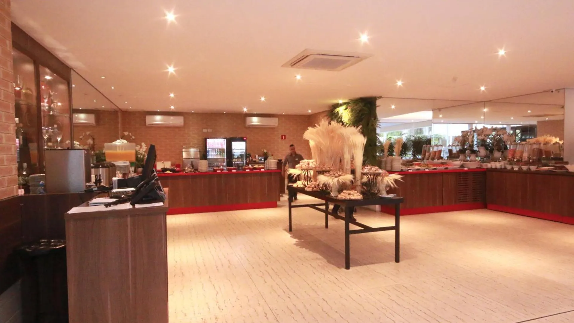 Ez Aclimacao Hotel Sao Paulo